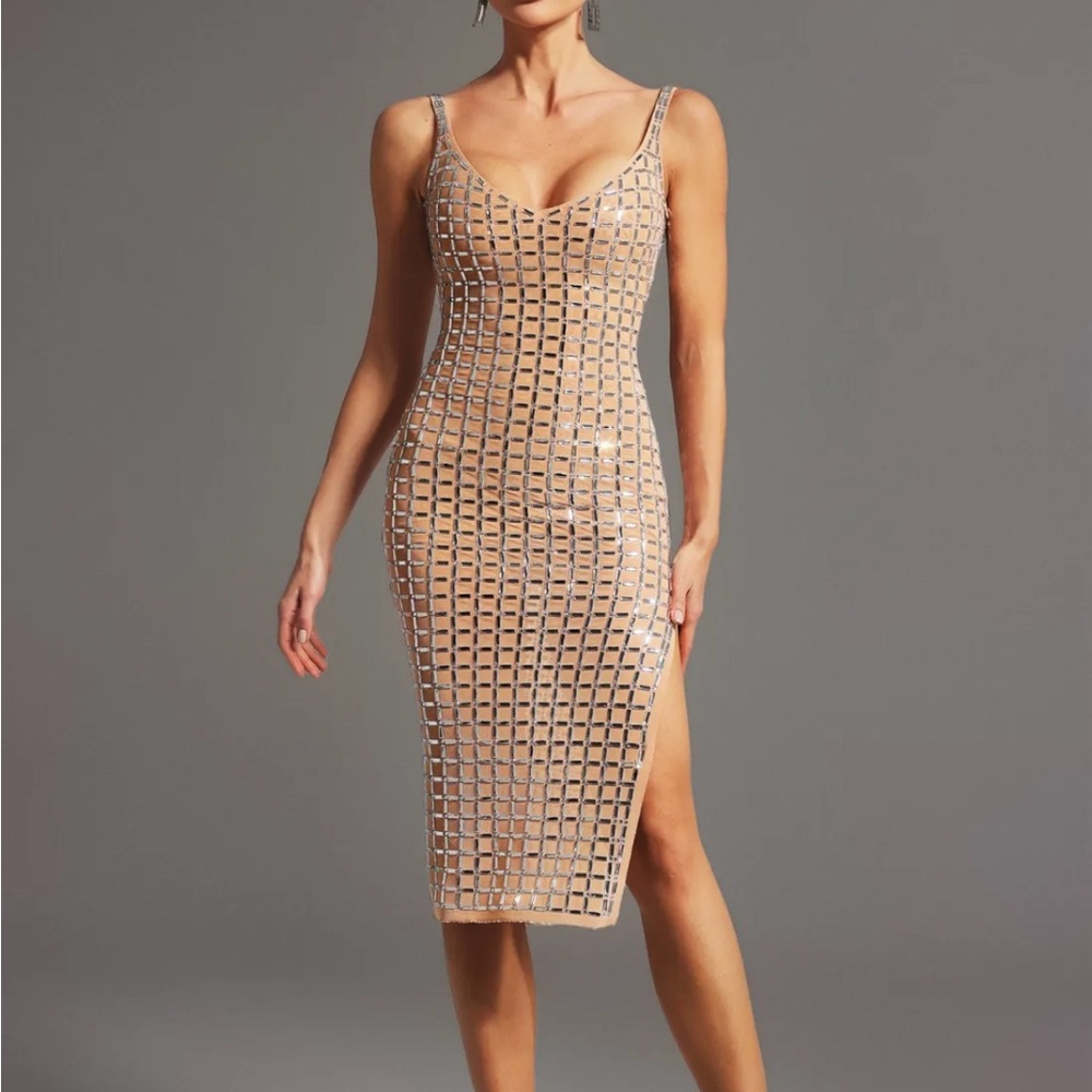 Nude Sleeveless Bodycon Midi Dress